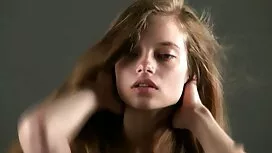Belle Brune sexy Add ...