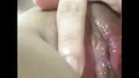 Un manche à brosse a ...