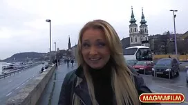 Blonde Sexy réveillé ...