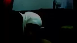 Brunette équitation  ...