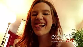 Énorme salope boobed ...