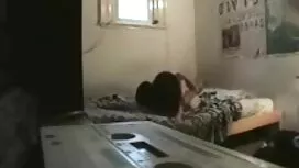 Une jeune tres vieil ...